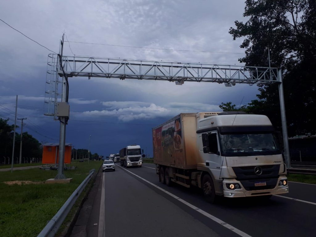 Sistema de pesagem em movimento