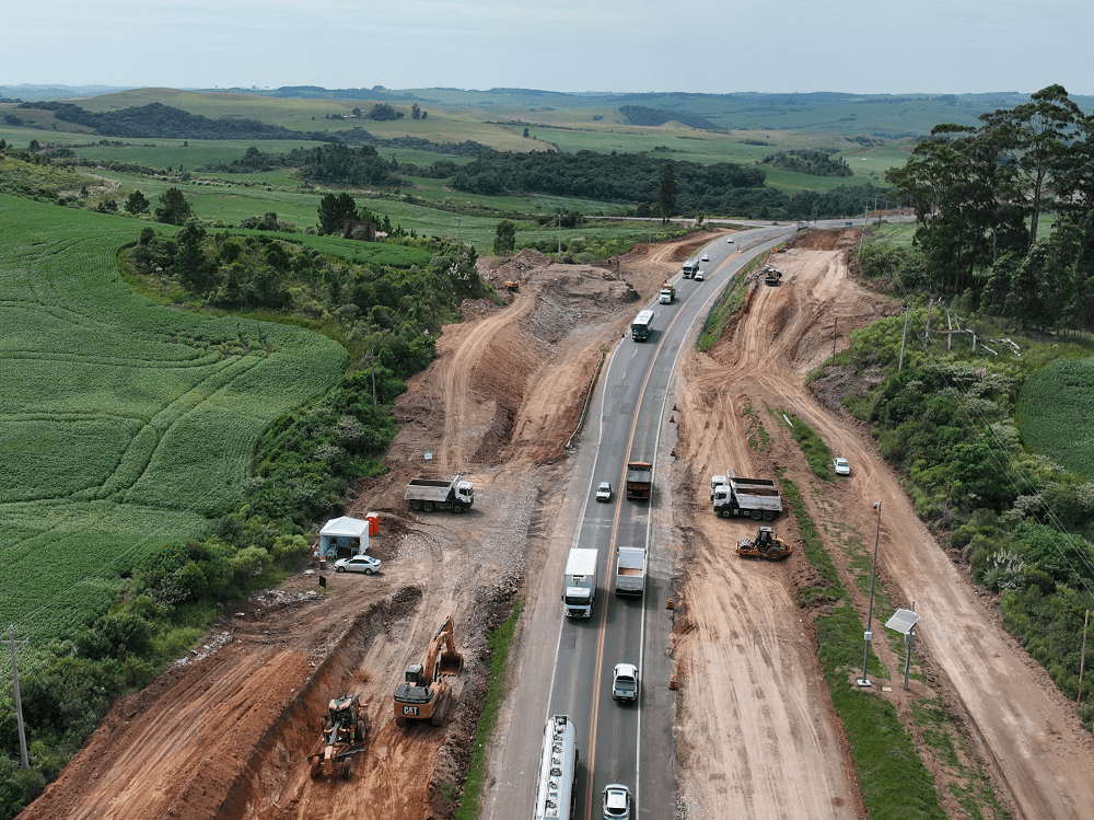 Duplicação da BR-386 entre Soledade e Fontoura Xavier (RS) já supera os 10%. As ações estão concentradas entre os kms 249 e 261.