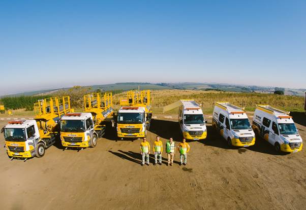 As irrigadeiras novas têm capacidade para transportar 8 mil litros de água, garantindo eficiência no combate a pequenos focos de incêndio.